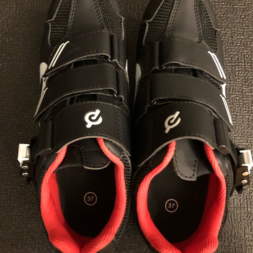 Peloton shoes size 37